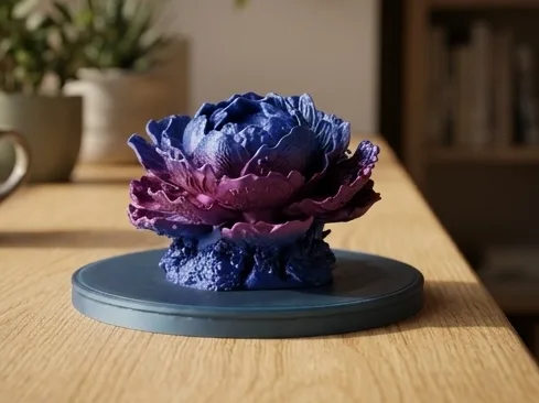 Коралловый пион — яркая цветочная скульптура